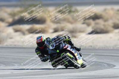 media/Dec-07-2025-CVMA (Sun) [[3e7d2de5dc]]/Race 10-Formula 40 Open/